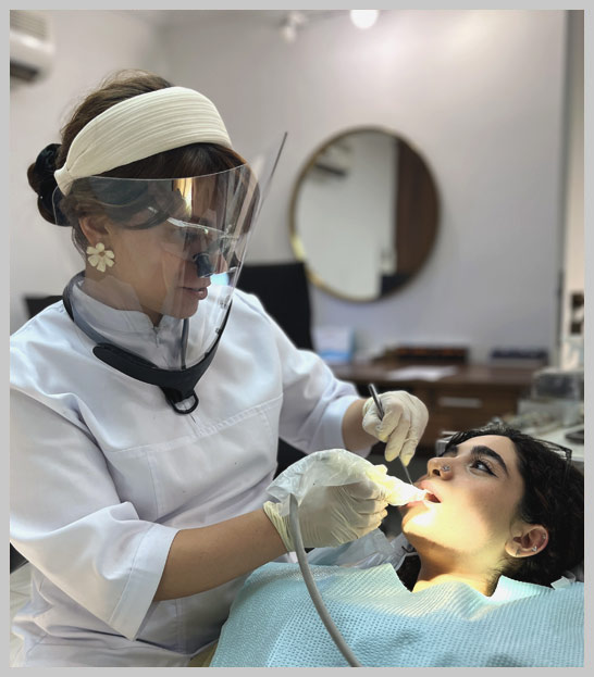 دندانپزشکی زیبایی در مشهد